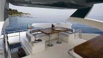 ULISSE -  Flybridge Dining